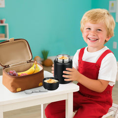 HAWEEK leakproof lid close-up prevents spills during travel.