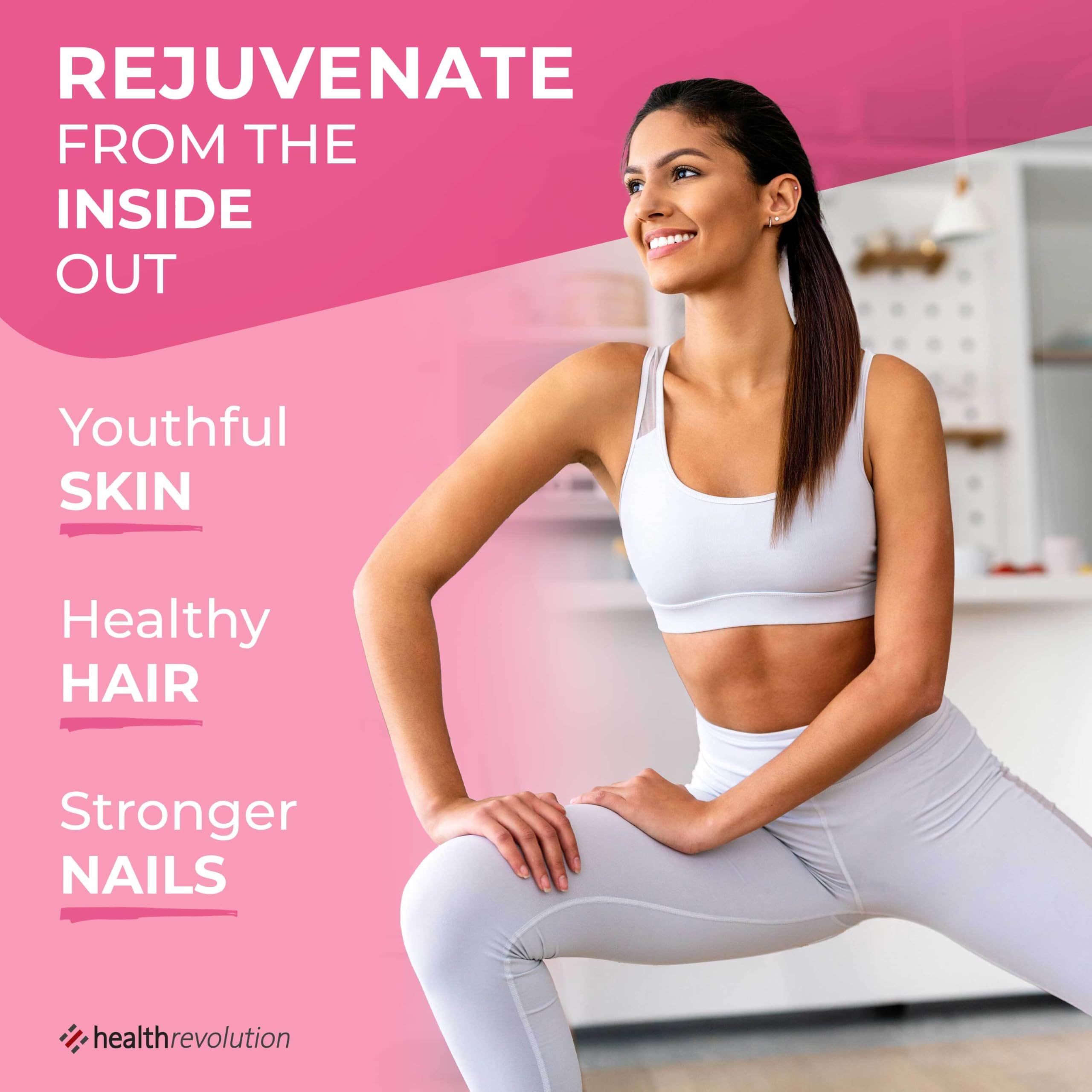 Health Revolution collagen powder dissolving in coffee for quick daily use