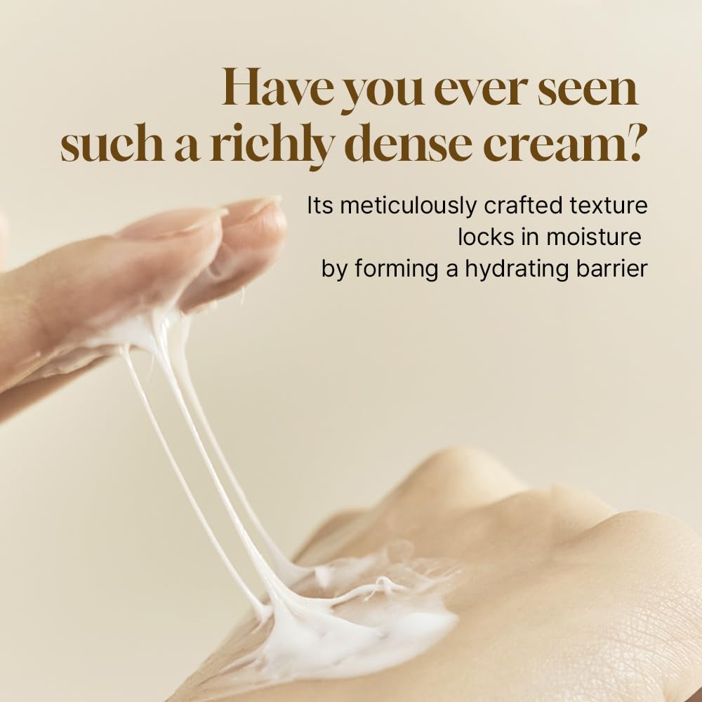 HEVEBLUE packaging highlights premium actives and low irritation.