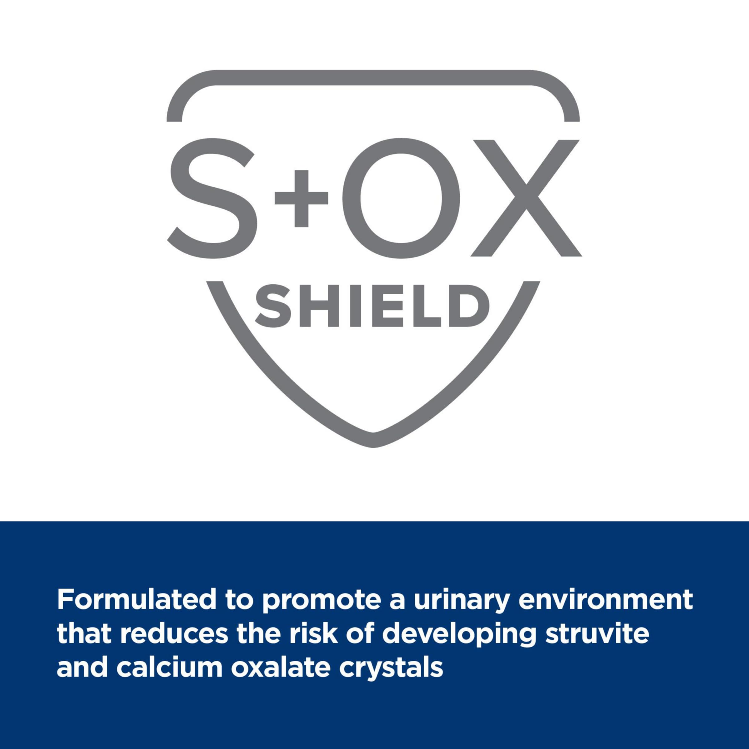 Hill's c/d Multicare Stress packaging shows US-made ingredients and veterinary nutrition.
