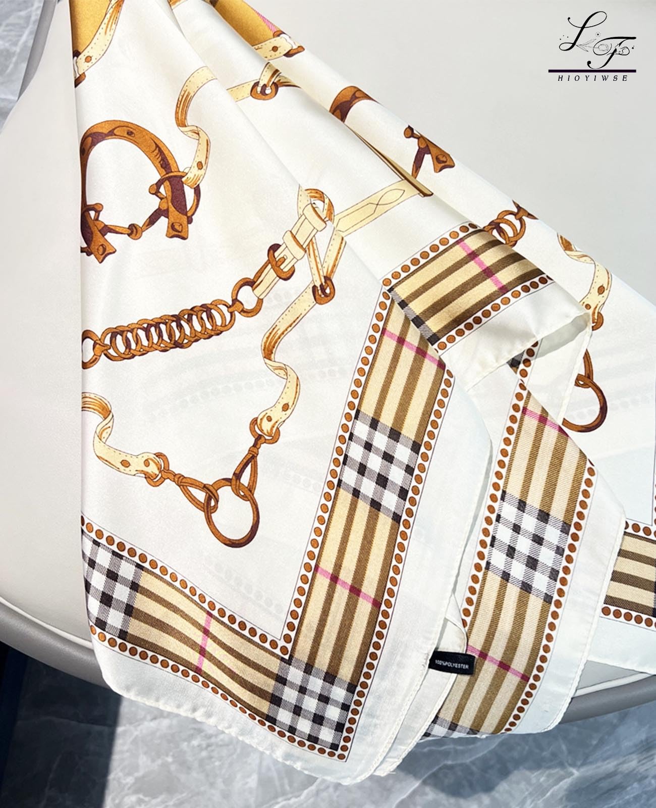 Hioyiwse satin bandana in gift-ready packaging.