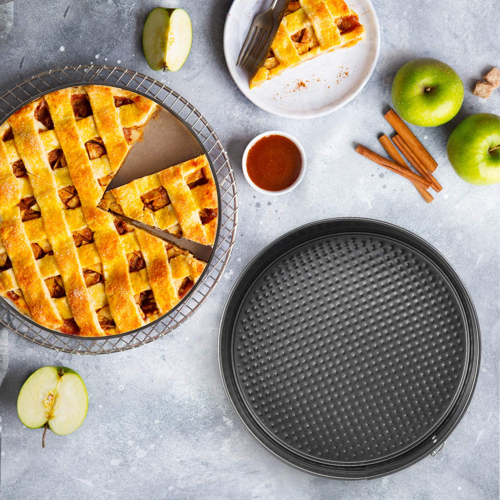 HIWARE double-layer non-stick coating promotes clean releases