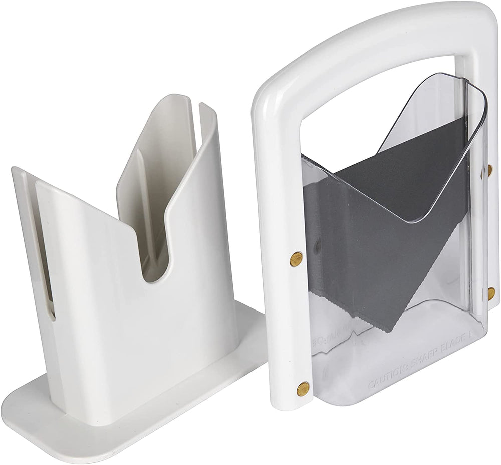 Hoan wide cradle fits muffins, buns, and rolls for uniform slices.