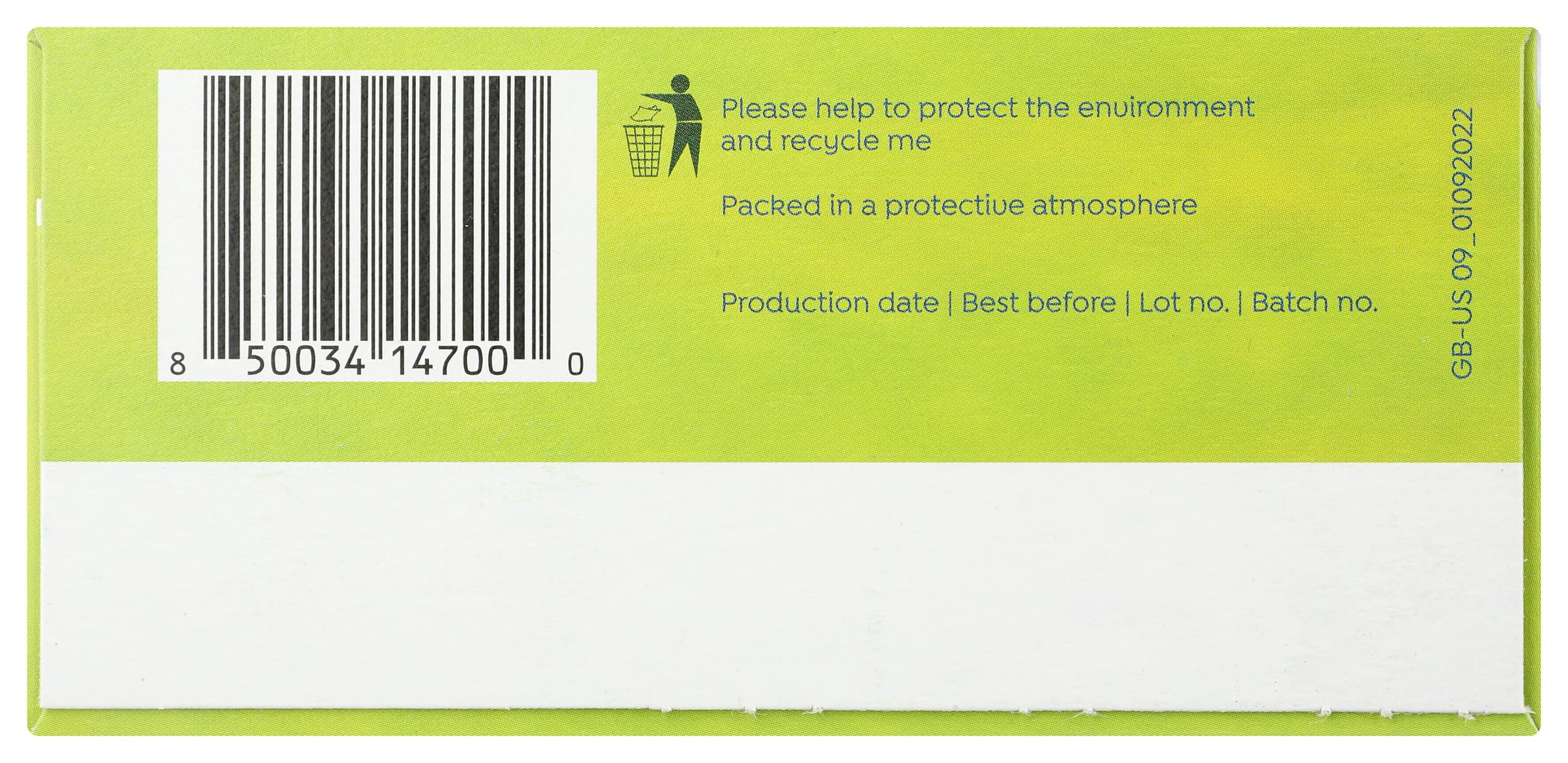 Holle packaging close-up shows organic wholegrain cereal, convenient for busy mornings.