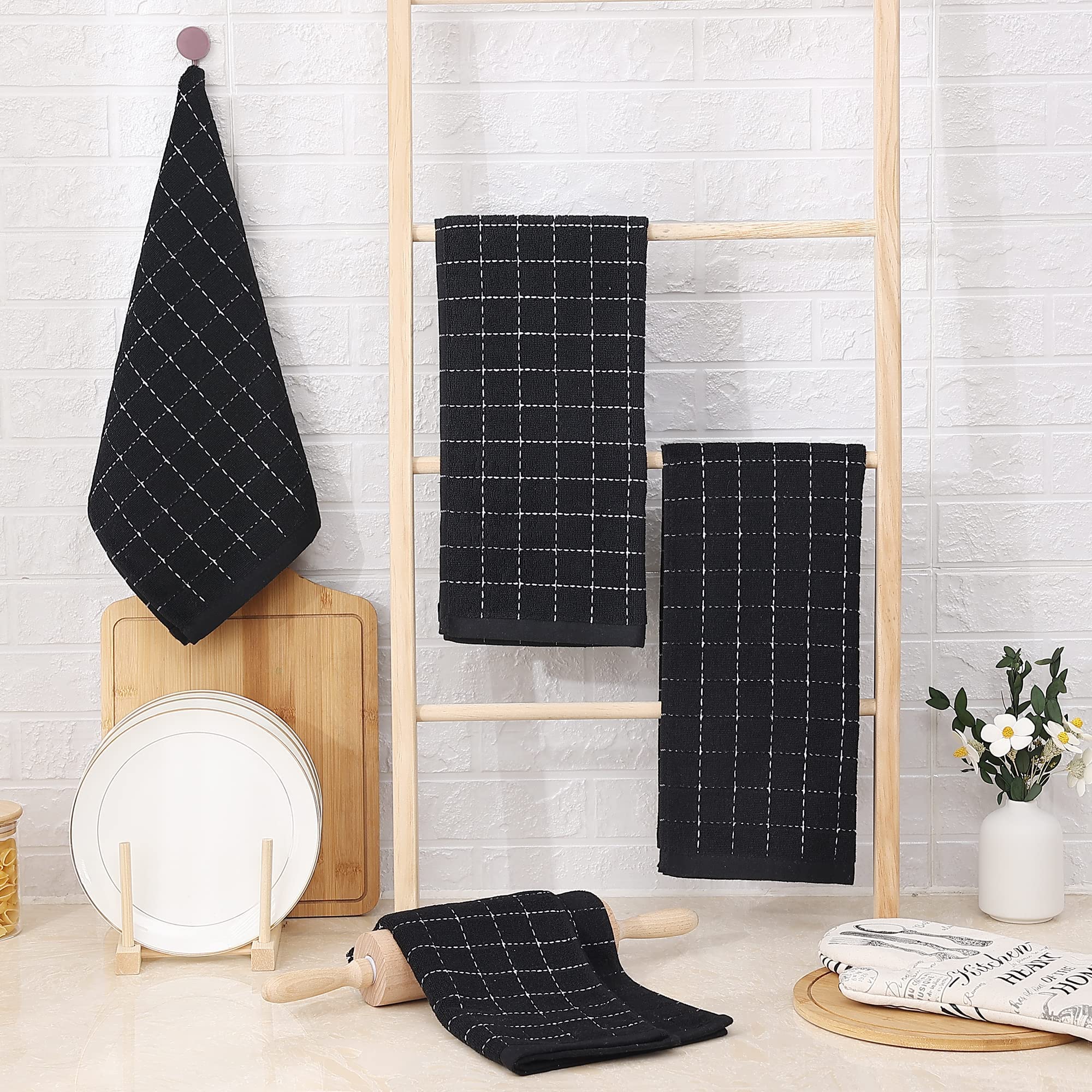 Homaxy machine-washable towels stay soft after many cycles.