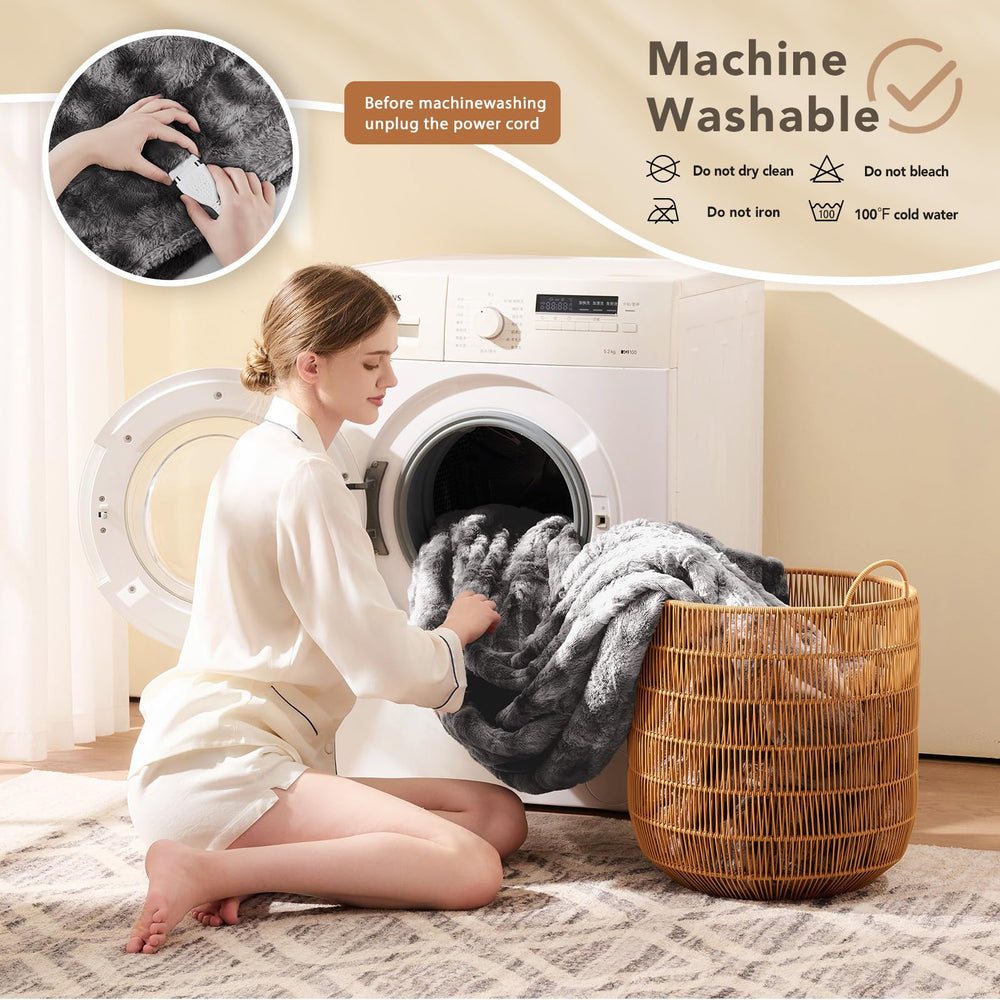 Homemate machine-washable blanket for easy care