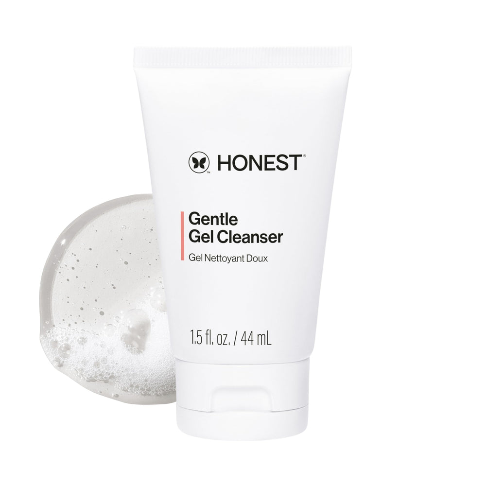 Honest Beauty mini Gentle Gel Cleanser packaging close-up for travel cleansing.