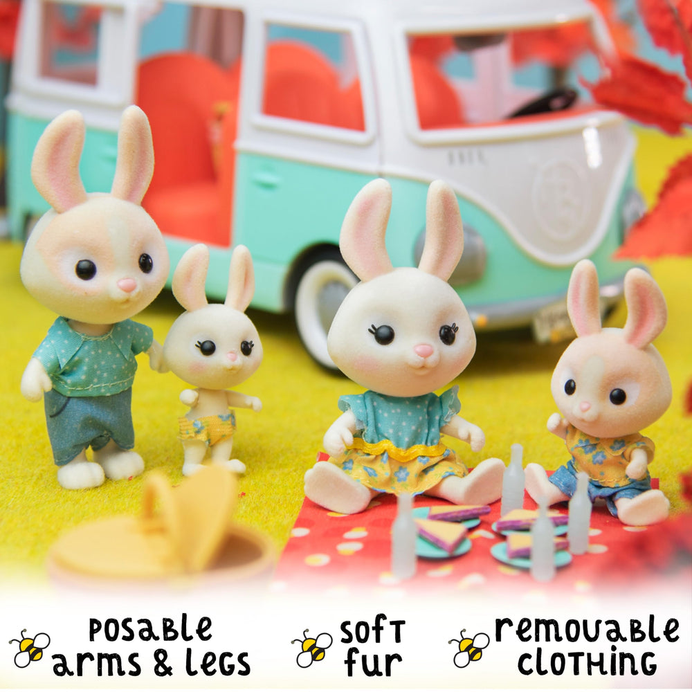 Honey Bee Acres McScampers dad Milo figure ready for storytelling adventures.