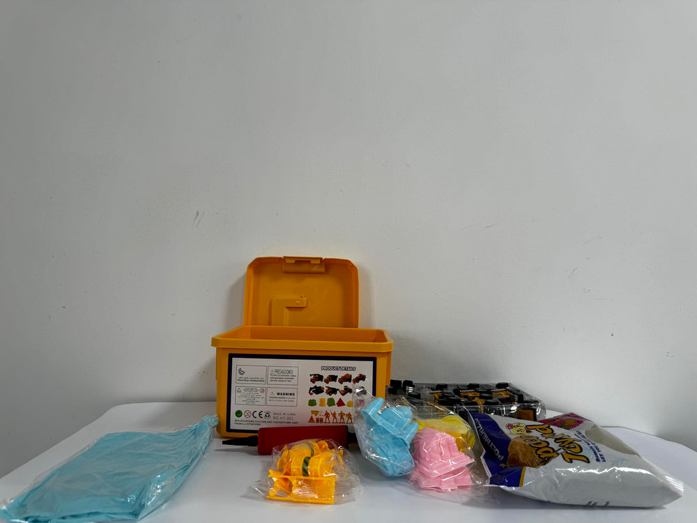 Hongtuo construction sand kit: excavator and rotating parts promote exploration and problem-solving.