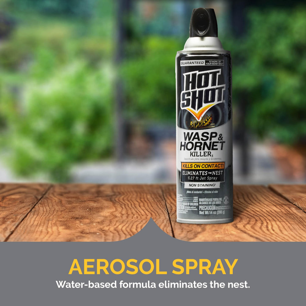 Hot Shot Wasp & Hornet Killer allows a safe distance during application at dusk.
