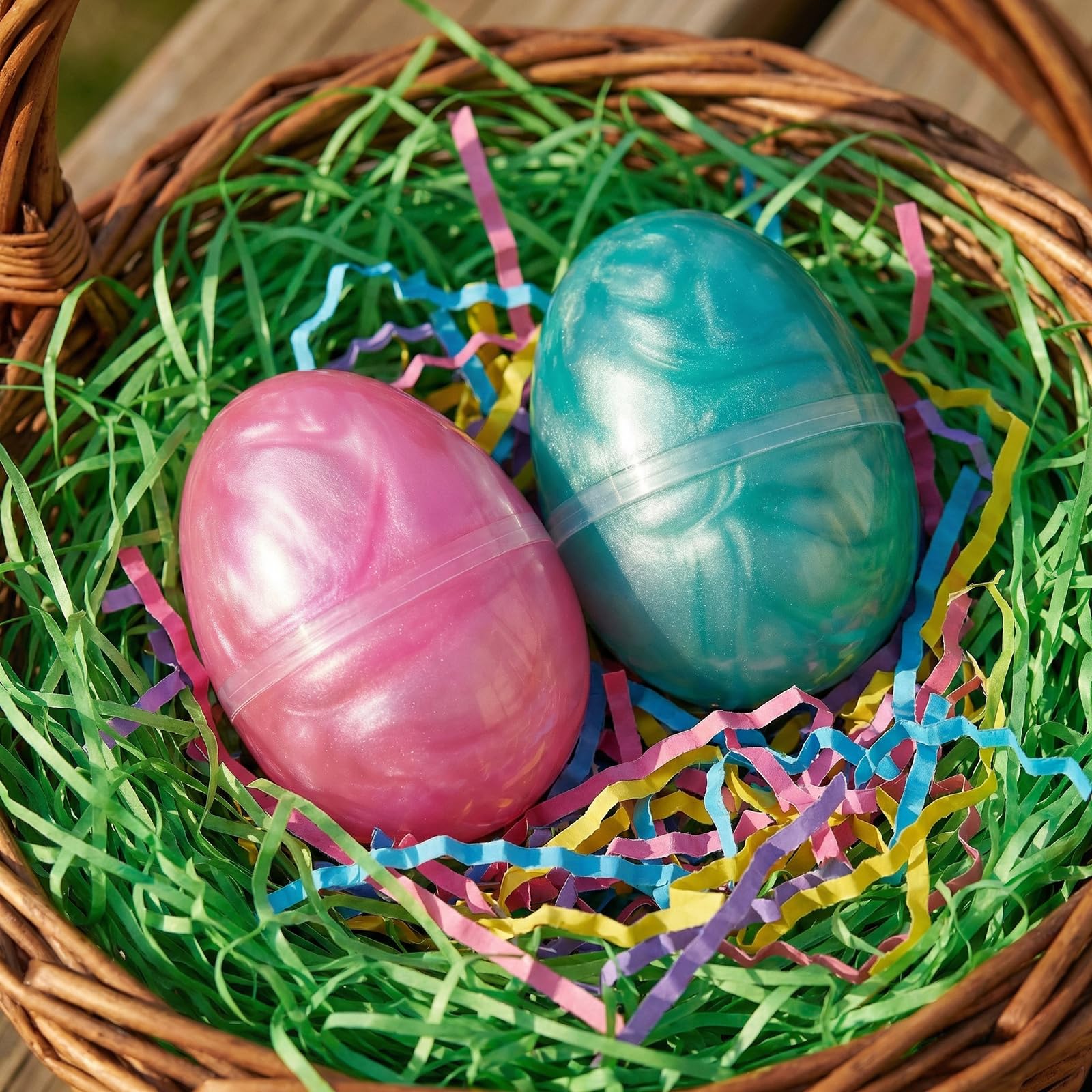 Howzcci kids enjoy Easter egg slime during crafts and activities.