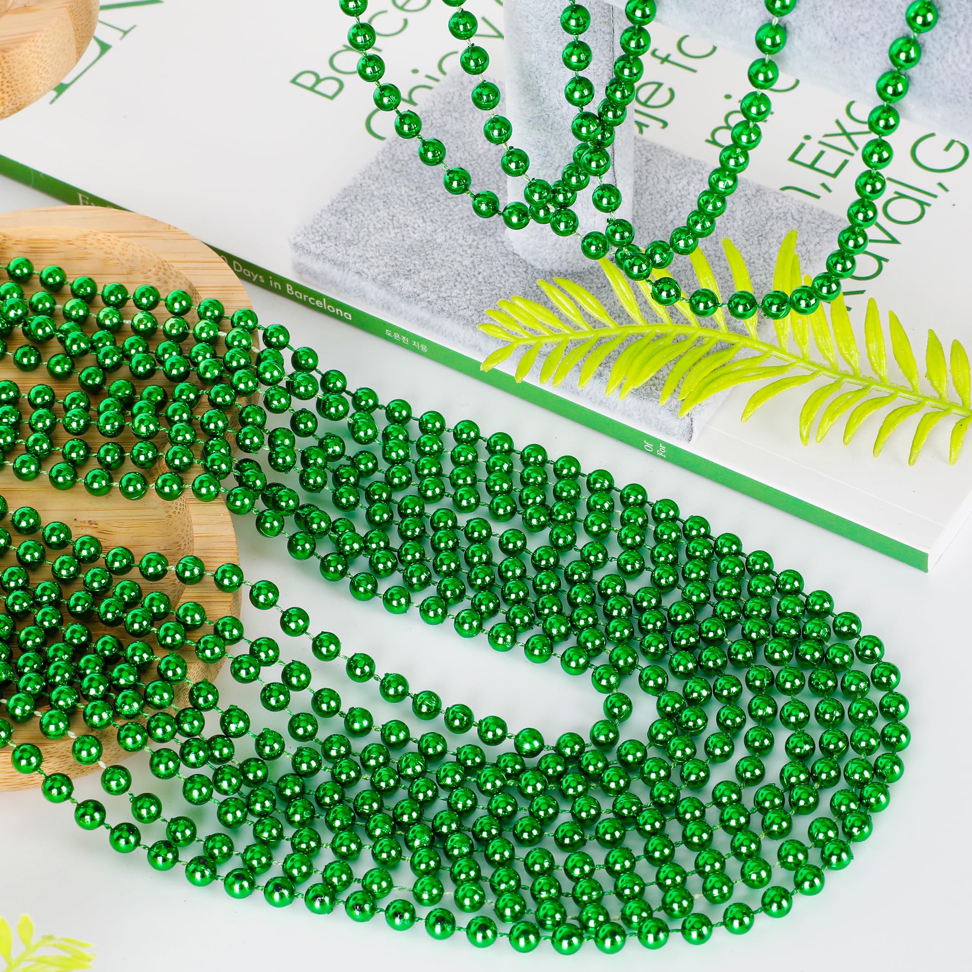 Huskein bead necklace wedding ideas in vibrant green for celebrations.