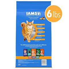 IAMS Healthy Enjoyment kibble close-up shows crunchy exterior and soft filling