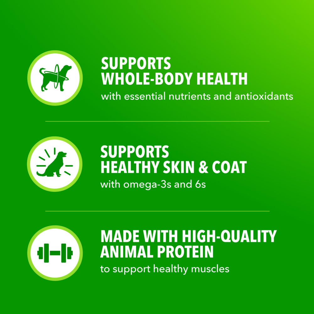 IAMS Proactive Health chicken pouch—delicious protein for daily meals.
