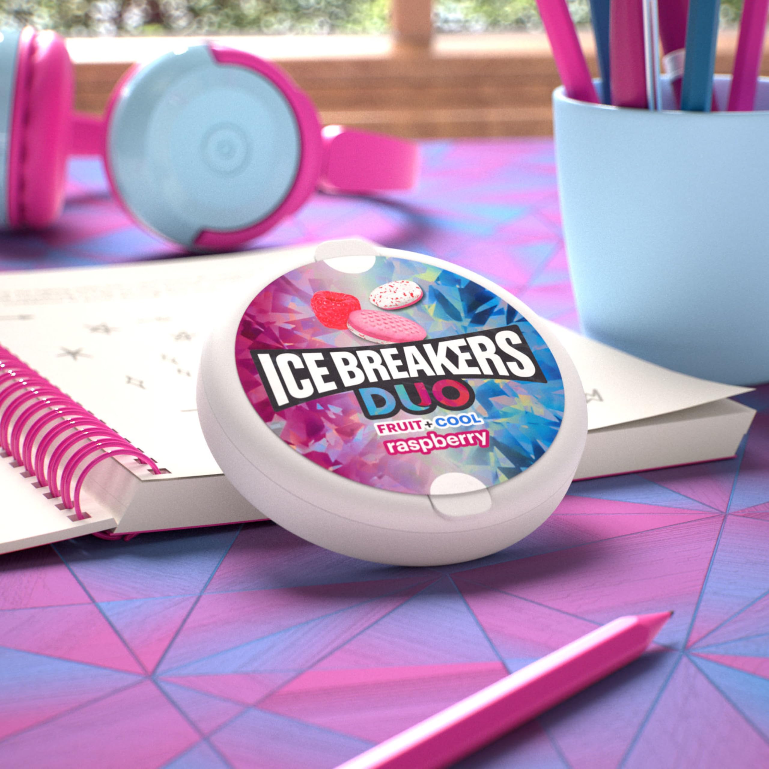 Gift-ready Ice Breakers Duo Raspberry mints for events and celebrations.