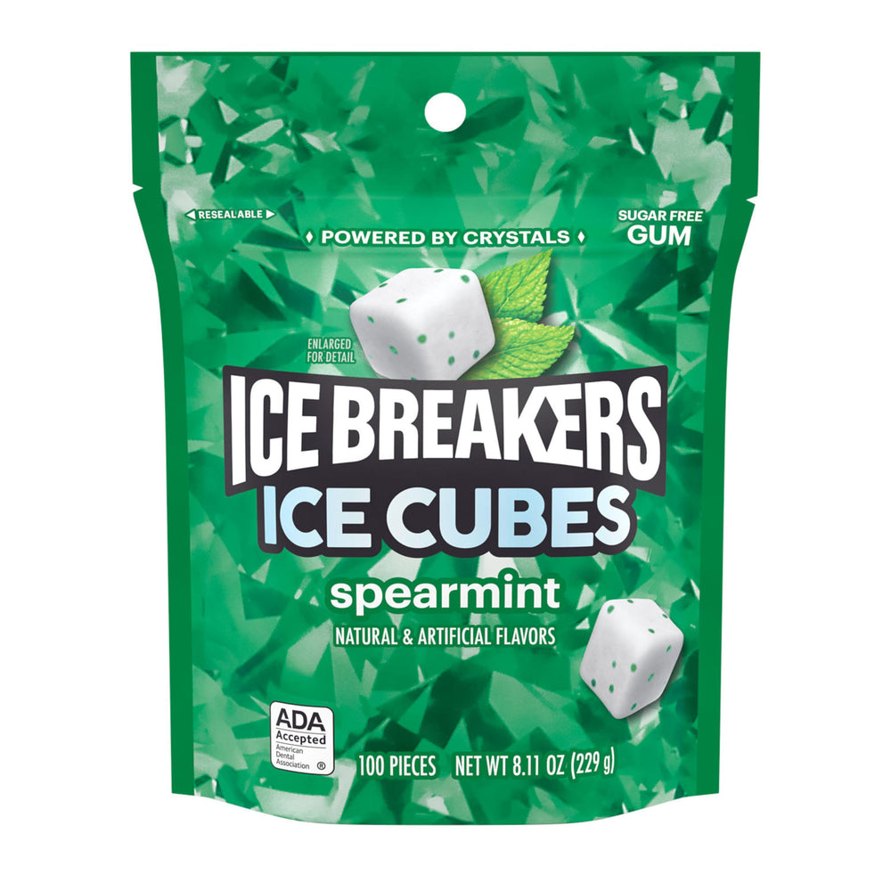 Ice Breakers Ice Cubes spearmint cubes close-up show mint texture for refreshing bite.