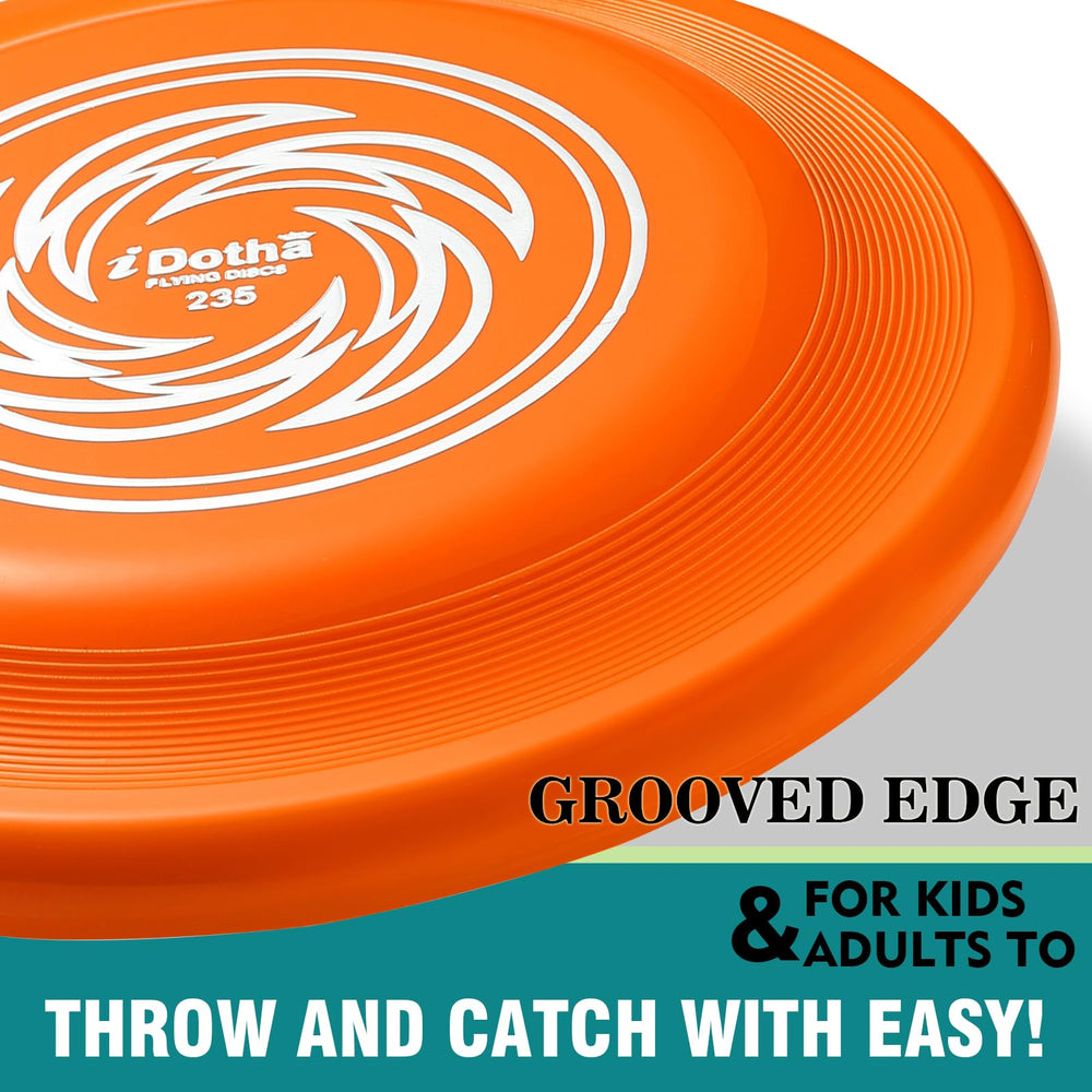iDotha competition disc in a backyard setting offering easy grip and control.