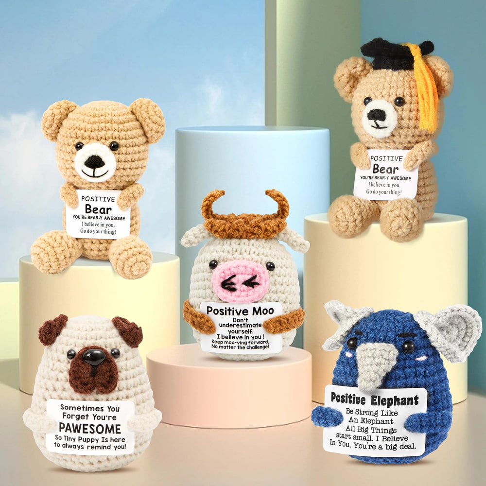 IIGLOWING mini crochet cow happy embrace makes a thoughtful gift.