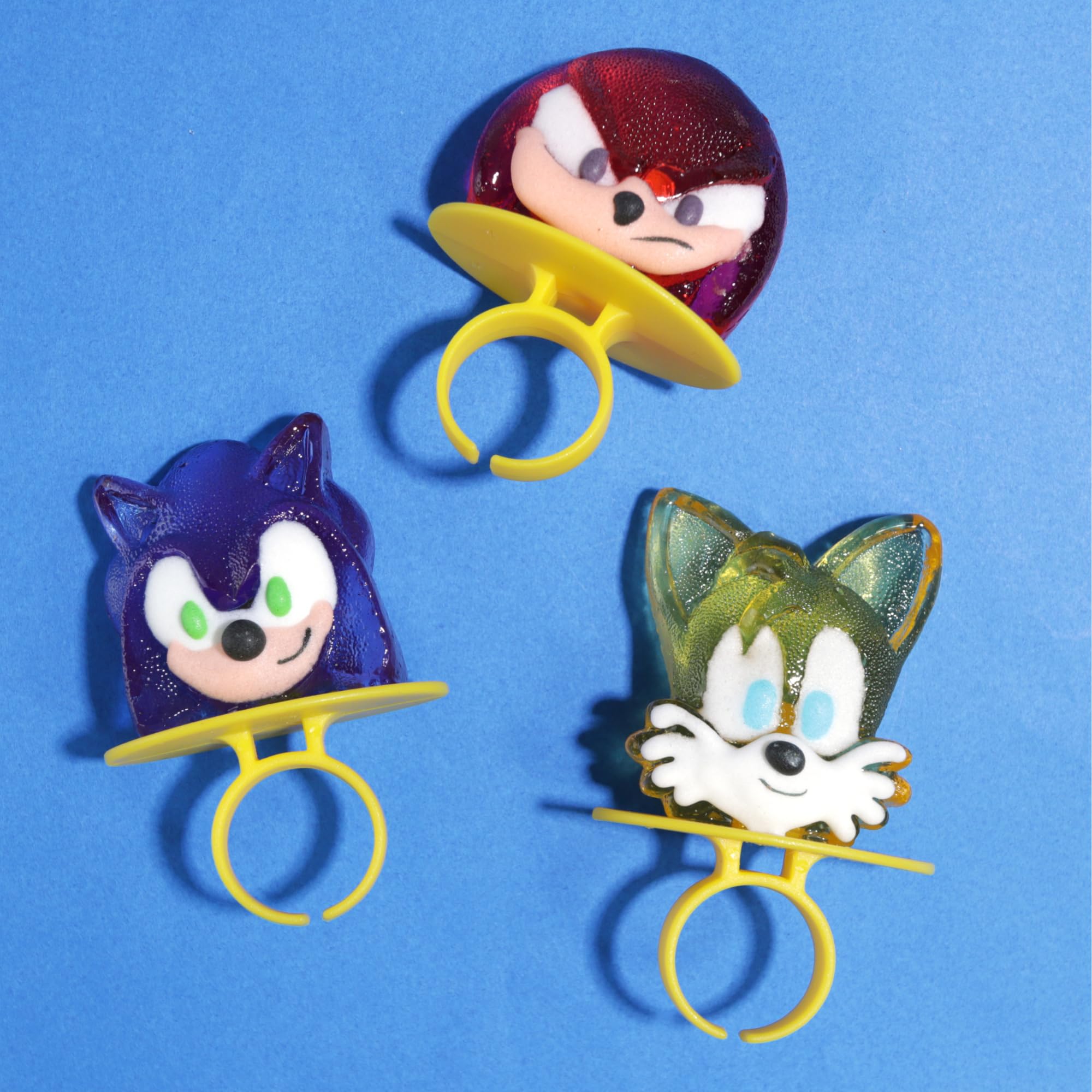 Imaginings 3 lollipop ring with Tails face for colorful treat ideas.