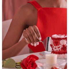 imPRESS Cherished soft pink gradient nails create a romantic, versatile everyday look.