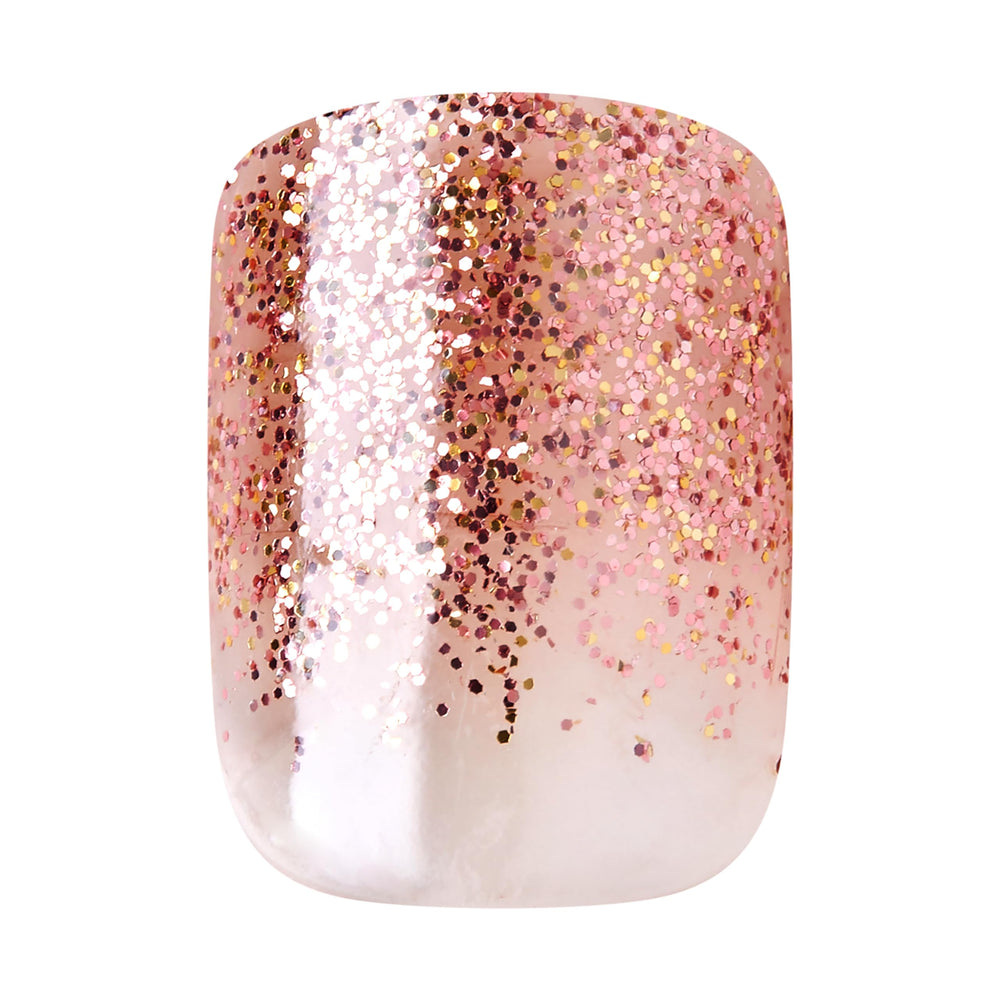 imPRESS manicure stick helps precise placement during application.
