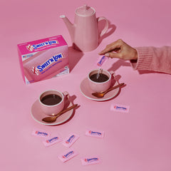 IN THE RAW Sweet'N Low dissolving in hot beverage, easy to sweeten drinks.