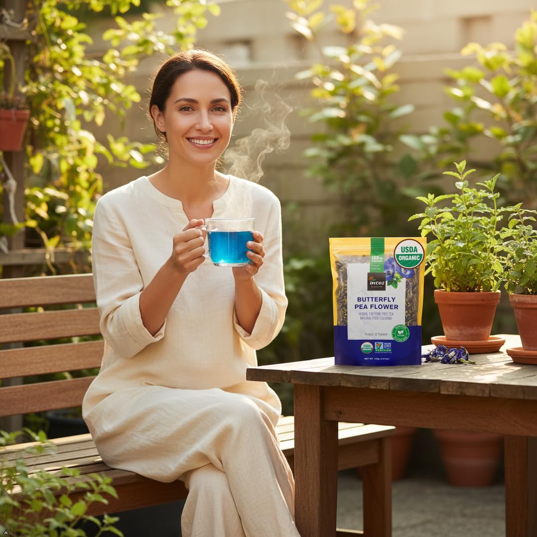Brewed Incas butterfly pea tea shows natural blue color