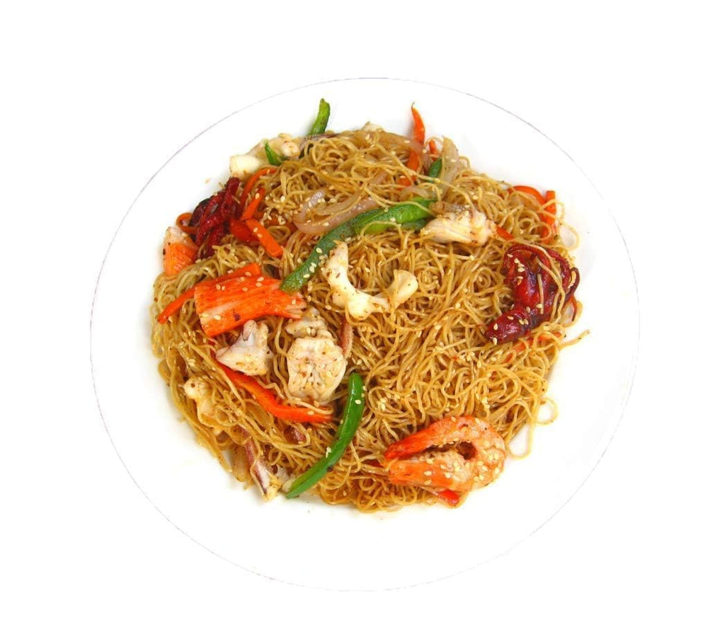 Indomie Mi Goreng cooked plate with glossy sauce for home-style flavor