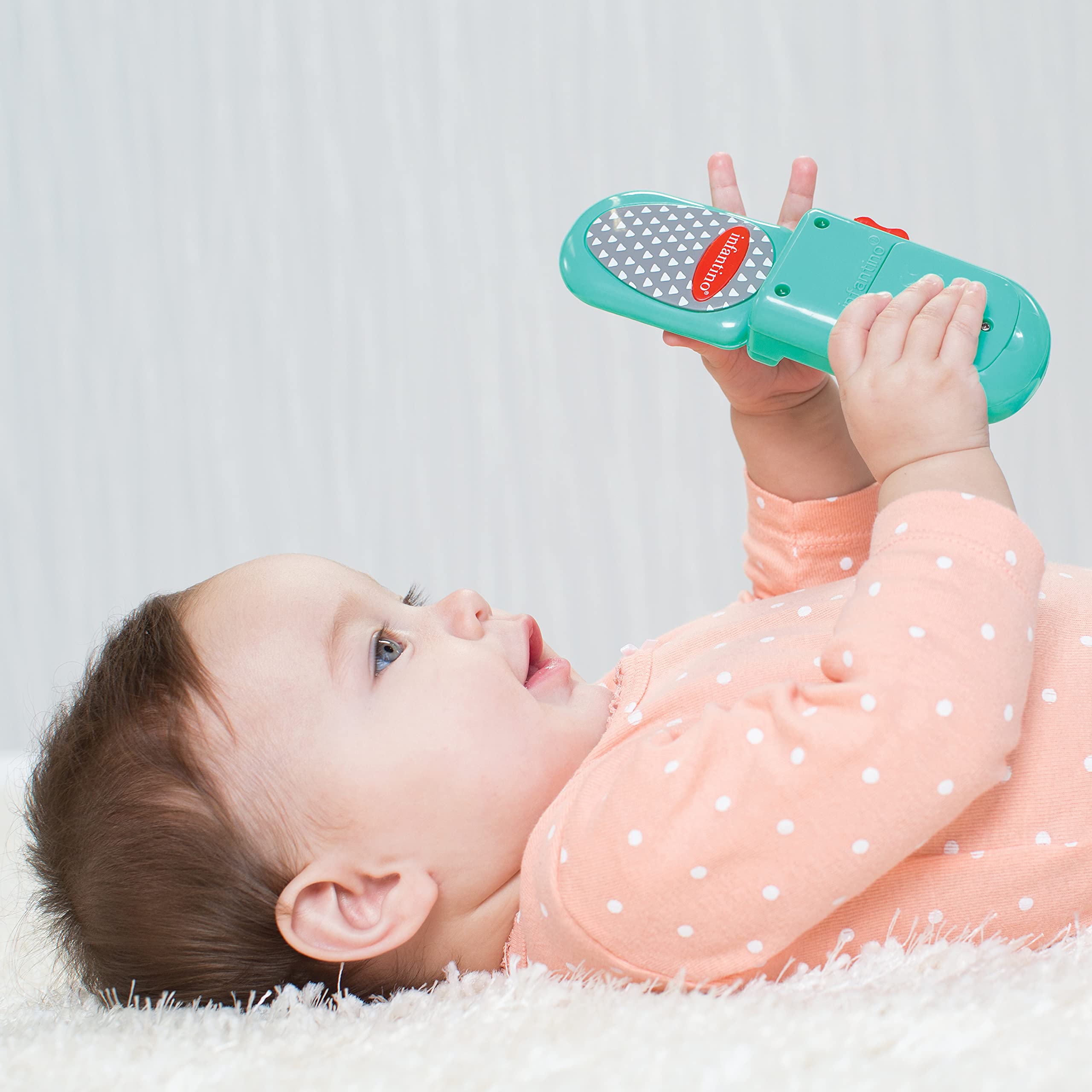 Infantino Flip and Peek Fun Phone in two colors supports bilingual exposure