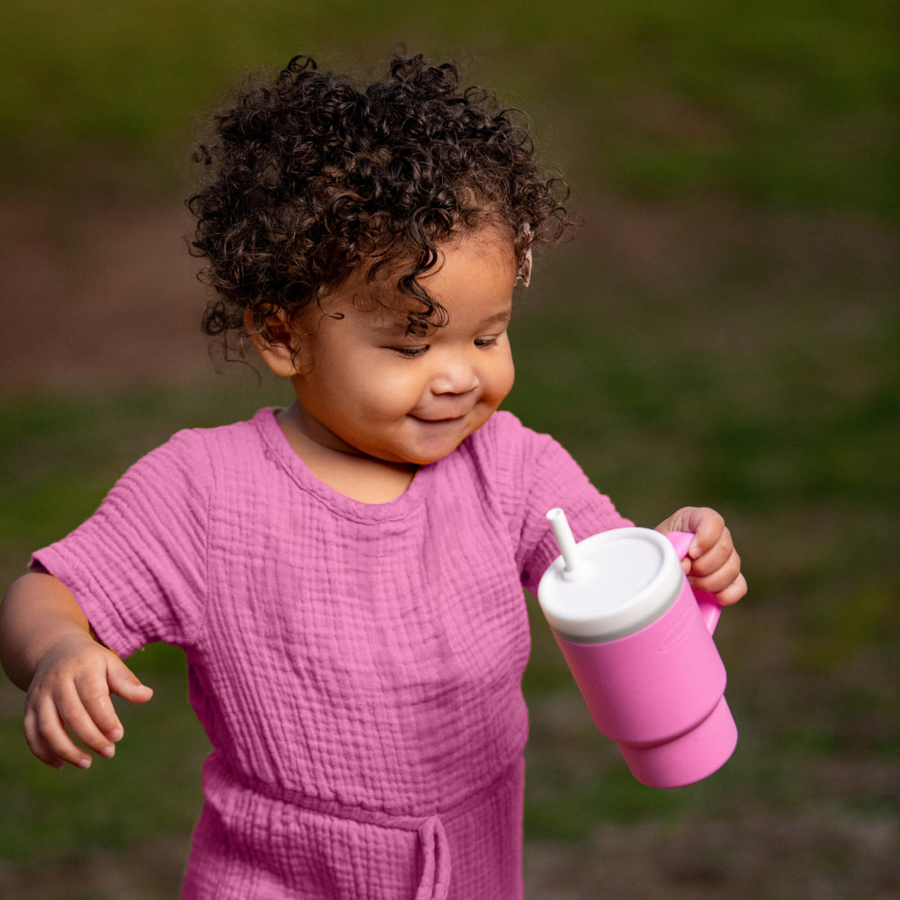 Infantino fits most stroller and car seat cup holders