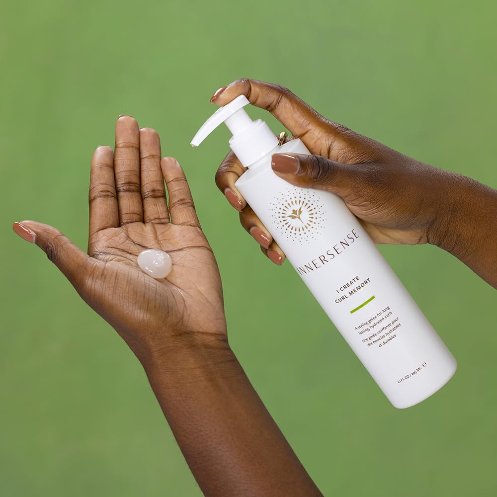 INNERSENSE I Create Curl Memory Gel bamboo extract close-up highlights nourishing ingredients.