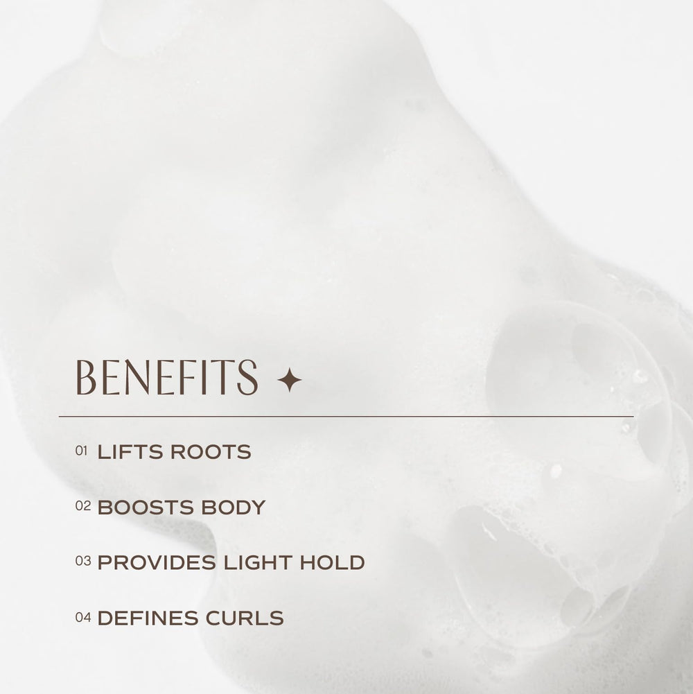 INNERSENSE I Create Lift foam defines curls with light hold and smooth finish.