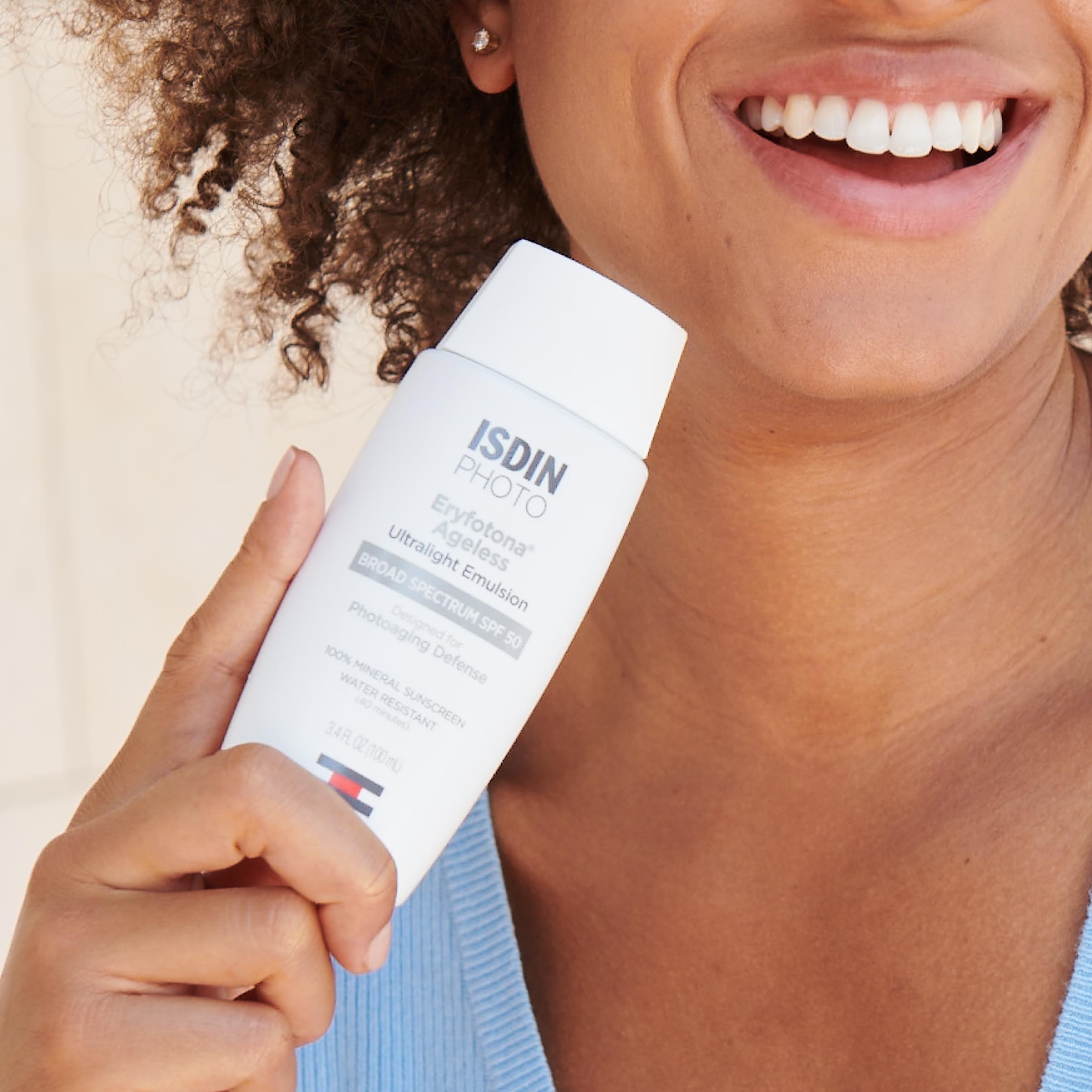 ISDIN Eryfotona Ageless SPF 50 texture shown for smooth application