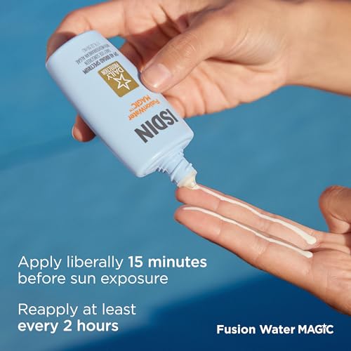 ISDIN Fusion Water Magic SPF 40 dermatologist-tested label close-up