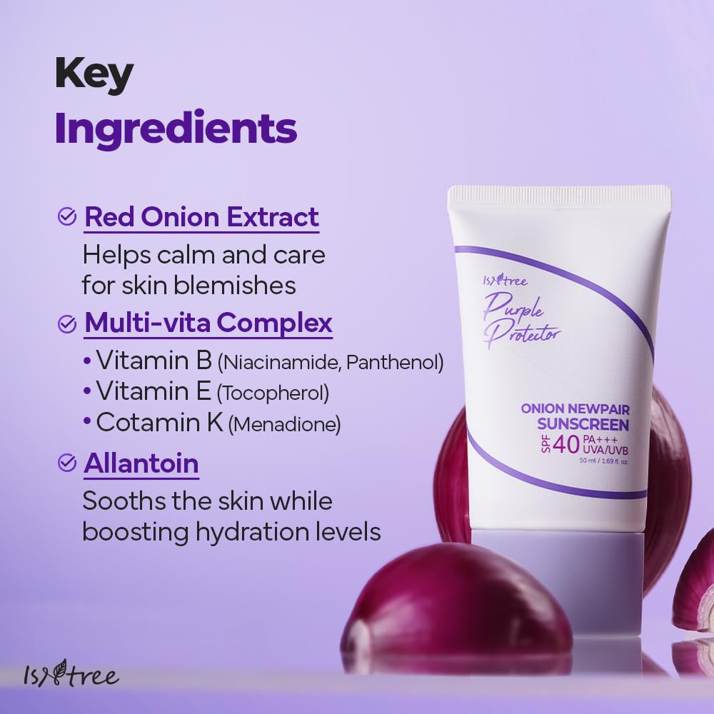 ISNTREE Lightweight hydrating cream texture absorbs quickly.