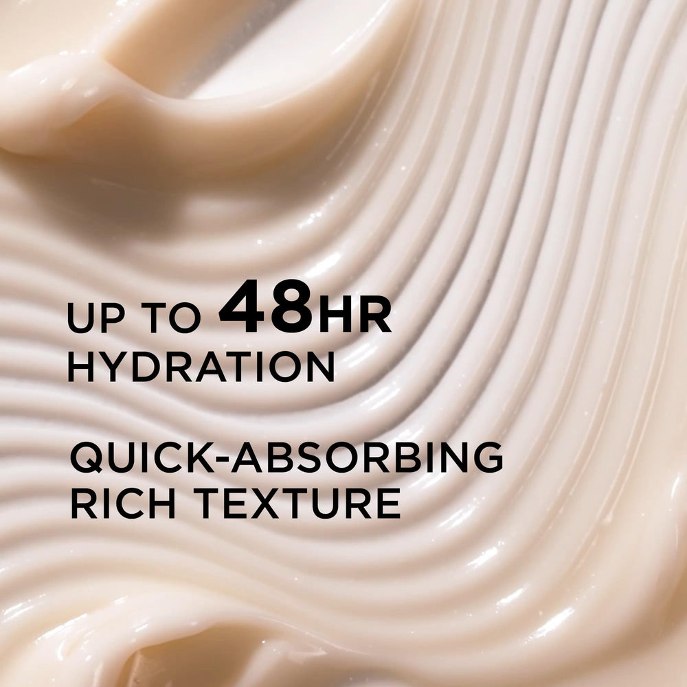 IT Cosmetics Confidence in a Cream Jumbo rich texture close-up showing luxurious cream