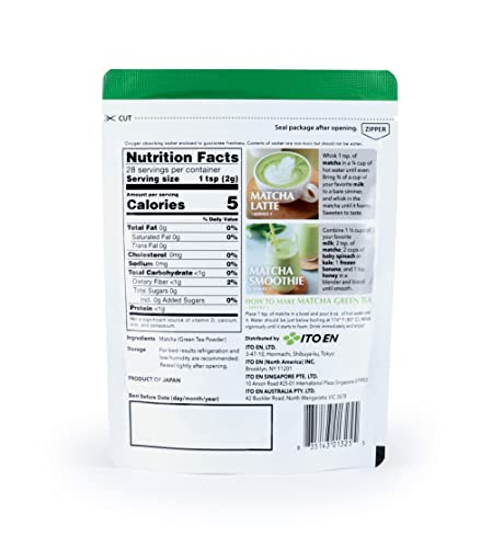 Ito En matcha powder frothy latte preparation for creamy drinks