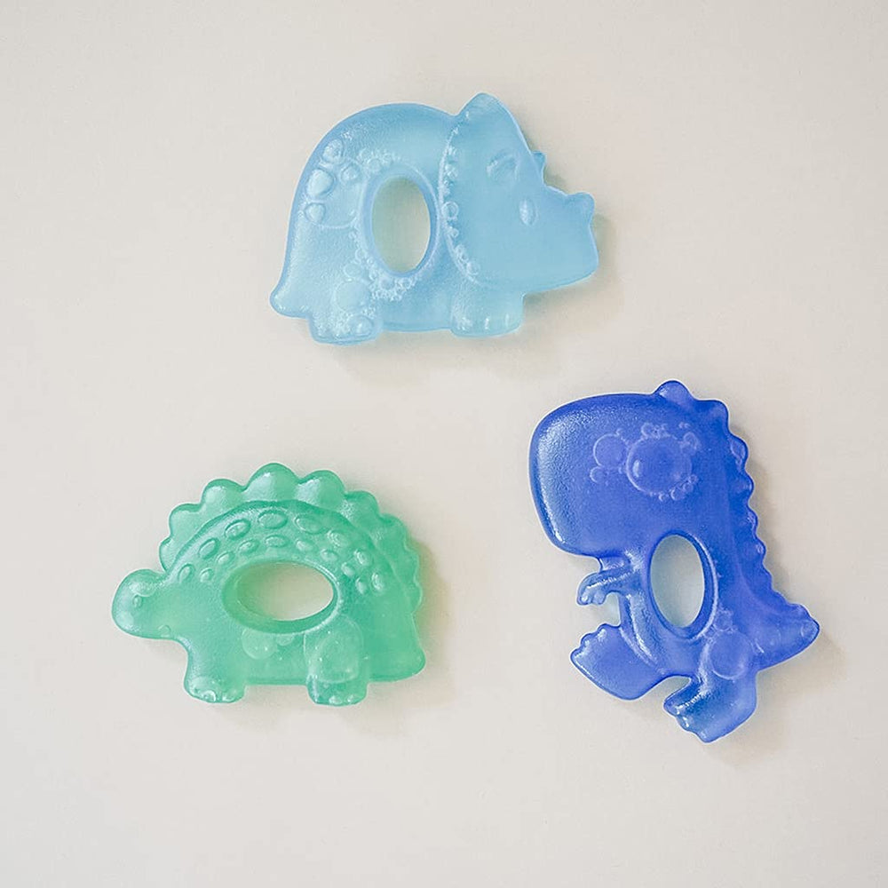 Itzy Ritzy easy-clean teether stays hygienic with simple wipe-down care.