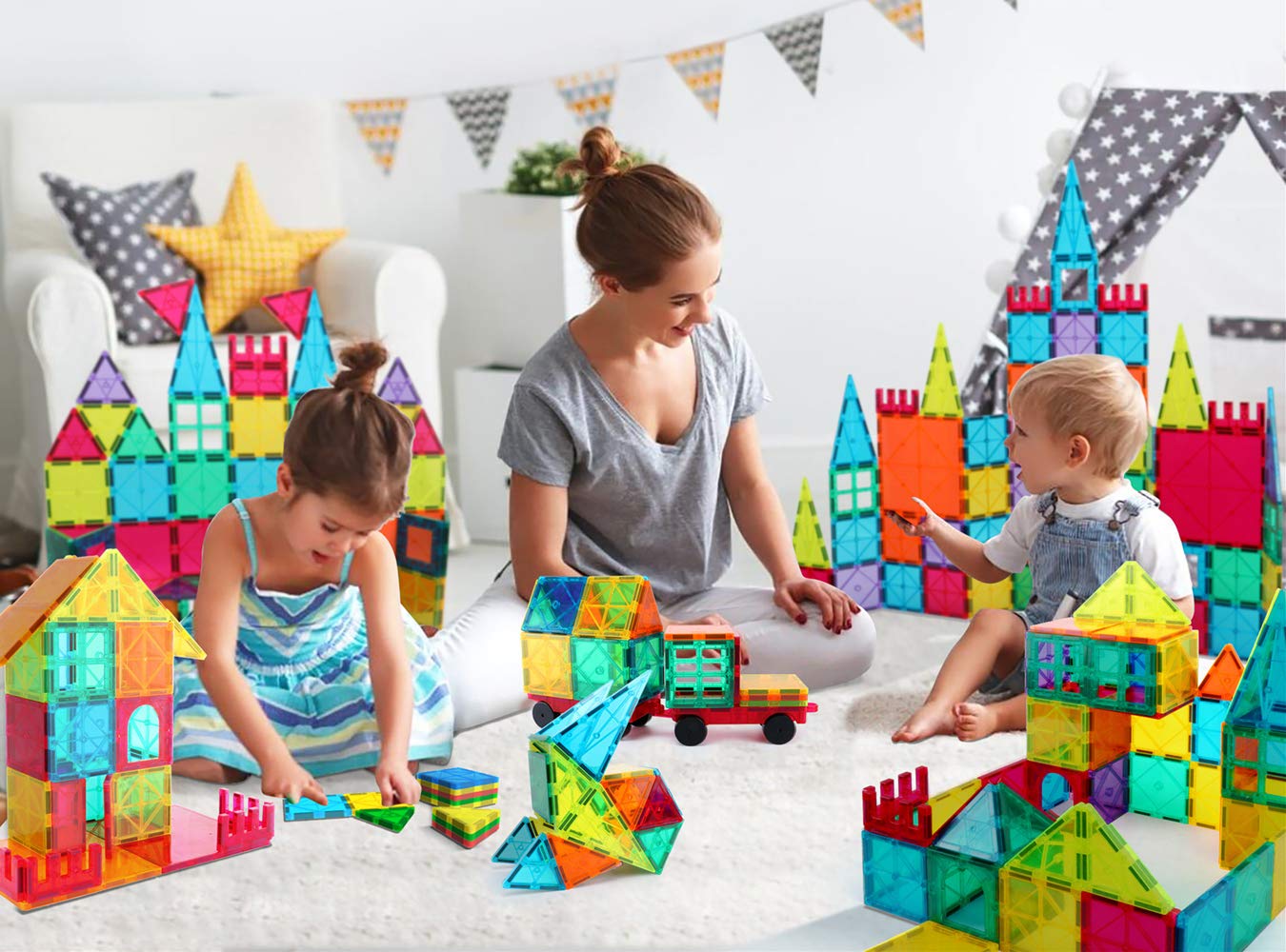 Jasonwell magnetic tiles idea booklet helps build diverse patterns.