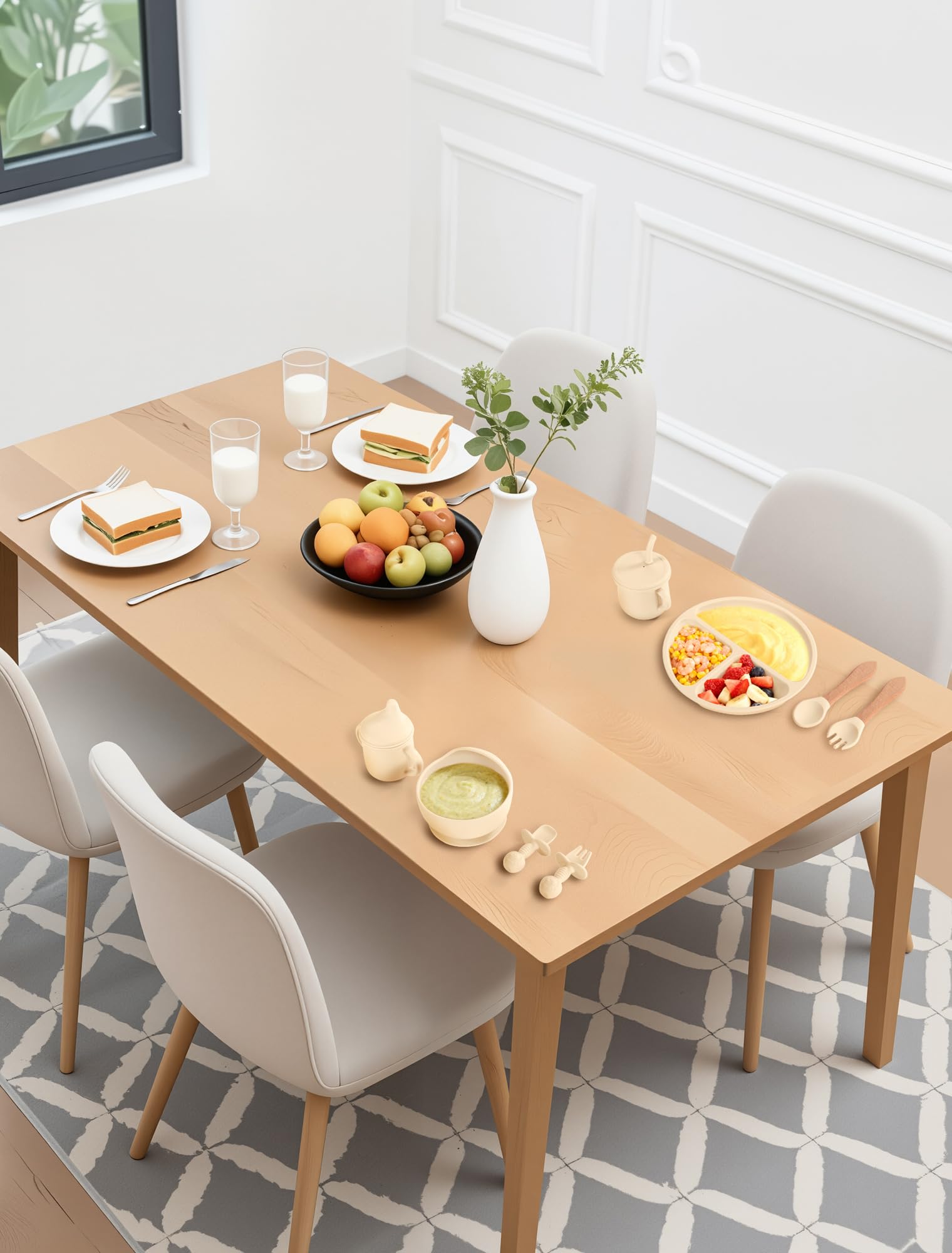 JELLDJK divided plate keeps foods separate to support self-feeding