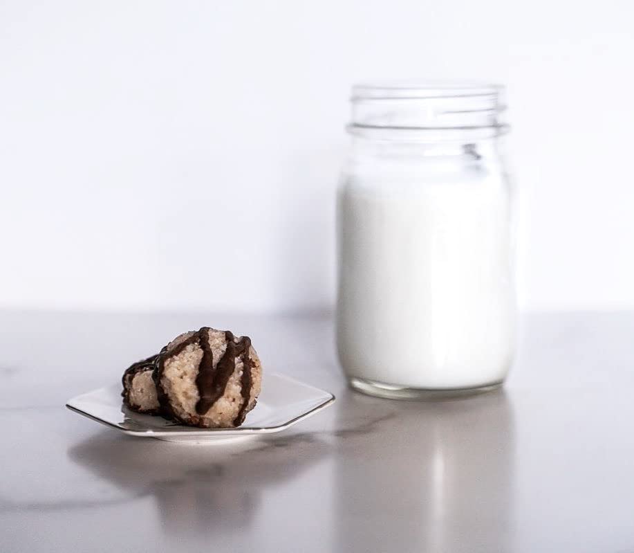 Jennies coconut bites organic coconut – convenient on-the-go snack in gluten-free and vegan form.