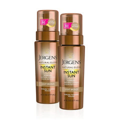 Jergens Natural Glow Mousse application demonstrates precise, streak-free color on skin.