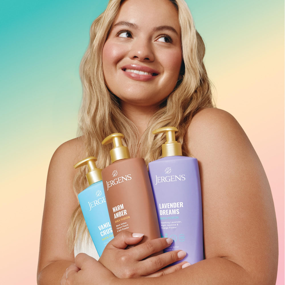 Vitamin E enriched formula provides nourishing benefits for skin softness.