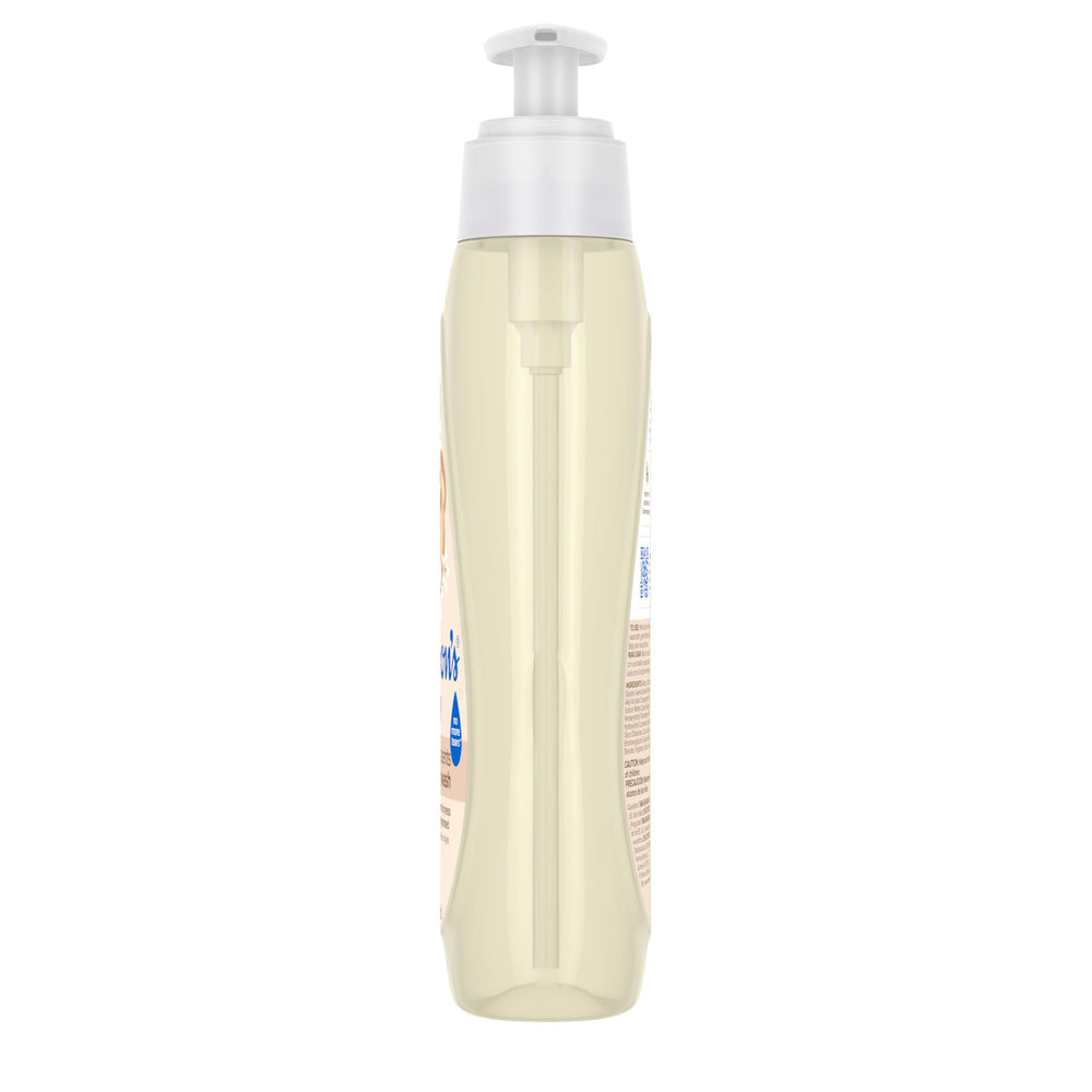 Johnson's Skin Nourishing Moisture wash creating a soft lather on skin