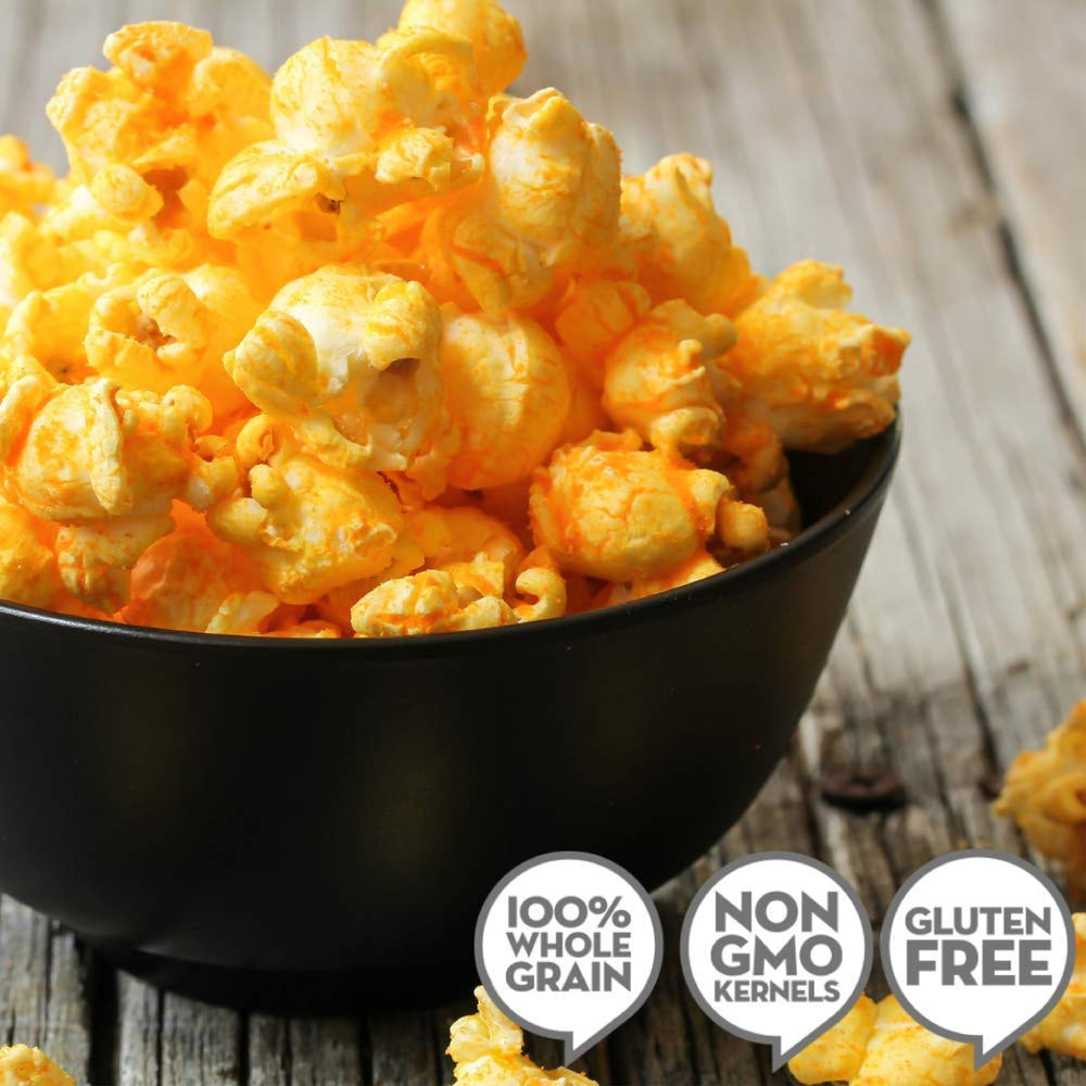 Jolly Time The Big Cheez kernels close-up show wholesome texture.