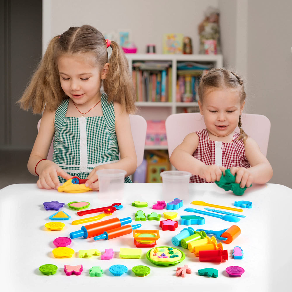 JOYIN kid hands grip easy-to-use tools during hands-on learning activities.