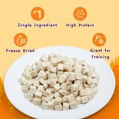 Close-up of Jungle Calling chicken bites, premium high-protein snack.
