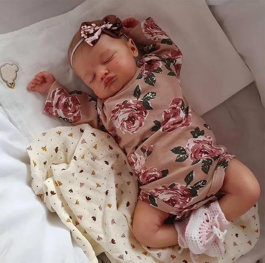 Kaydora Reborn Baby weighted body for natural cuddling