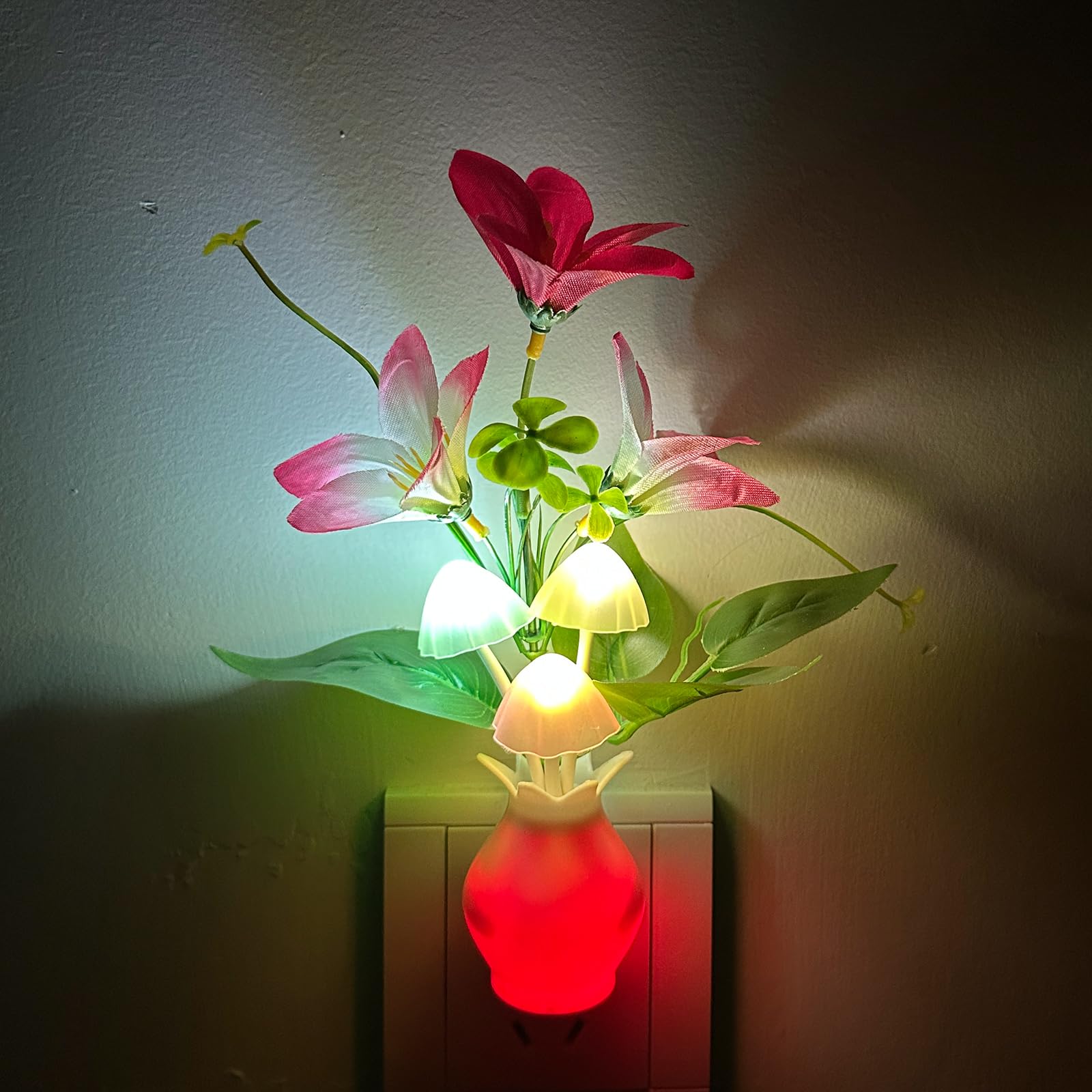 Kazgroth wall-based flower lamp adds decorative lighting to living space
