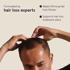 Keeps Thickening Pomade hands rubbing demonstrates easy application